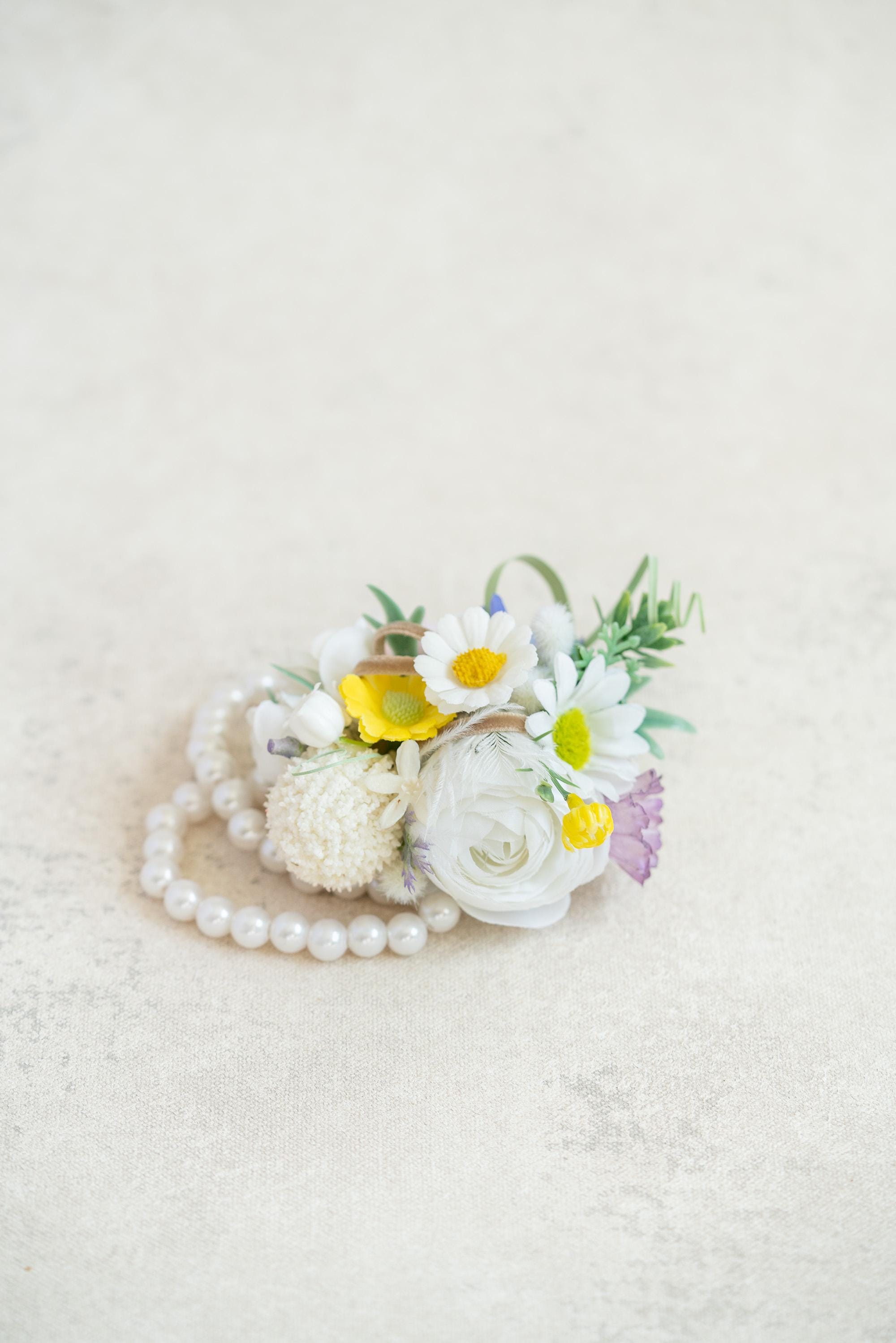 Cute Light Pink Rose Pearl Bracelet Wrist Corsage Gift for Her Bridesmaid, Sunflower Wedding Corsage, Bridal Accessories, Prom Boutonniere