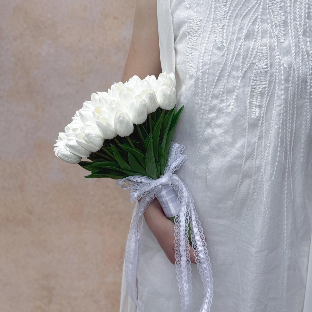 Elegant Cream White Tulip Bridal Bouquet - Perfect For Bridesmaid Bouquet, Rustic Wild Tulip Wedding Bouquet, White Tulip Bridal Accessories