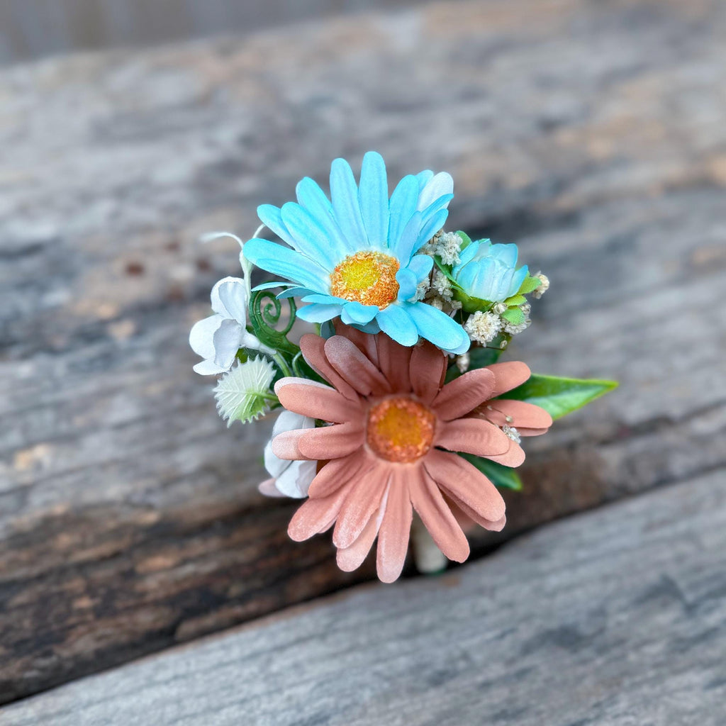 Pale Turquoise & Cappuccino Wrist Corsage – Robin’s Egg Blue Silk Rose Baby’s Breath Bracelet, Boho Prom Daisy Corsage Blue,Wedding Wristlet