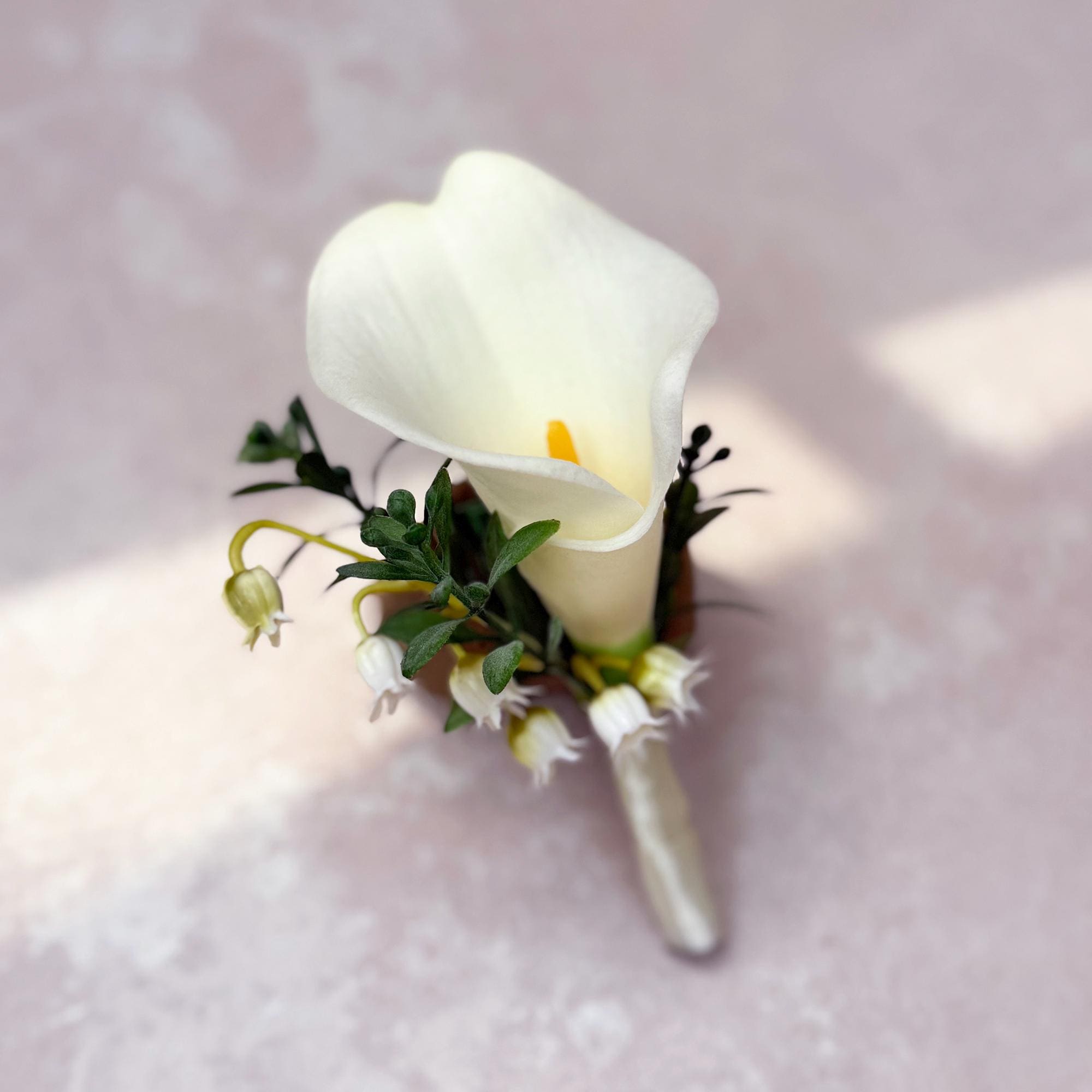 Cascade White Calla Lily Bridal Bouquet with Fern – Real Touch Green Tip Tropical Bridesmaid Bouquet,Beach Wedding Bouquet,Bridal Accessory