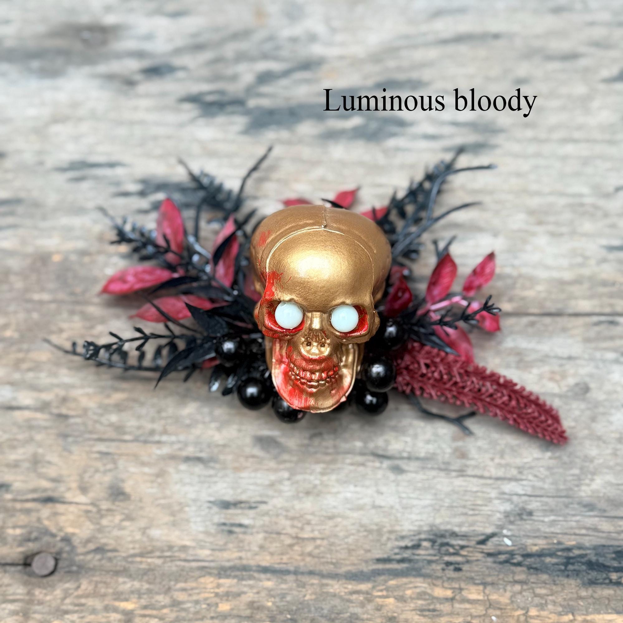Luminous Bloody Skull Halloween Brooch - Horror Vibe Max Halloween Accessories, Boutonniere Dress Gift for Kids and Family Members