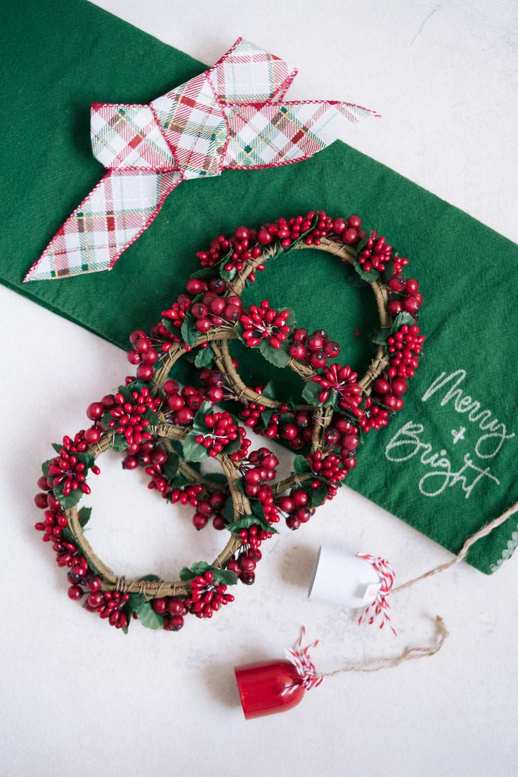 Pip Berry Christmas Candle Ring - Pip Berry Candle Holder, Candle Holder Ring Gift, Christmas Ring Gift For Her Home Decor, Table Runner