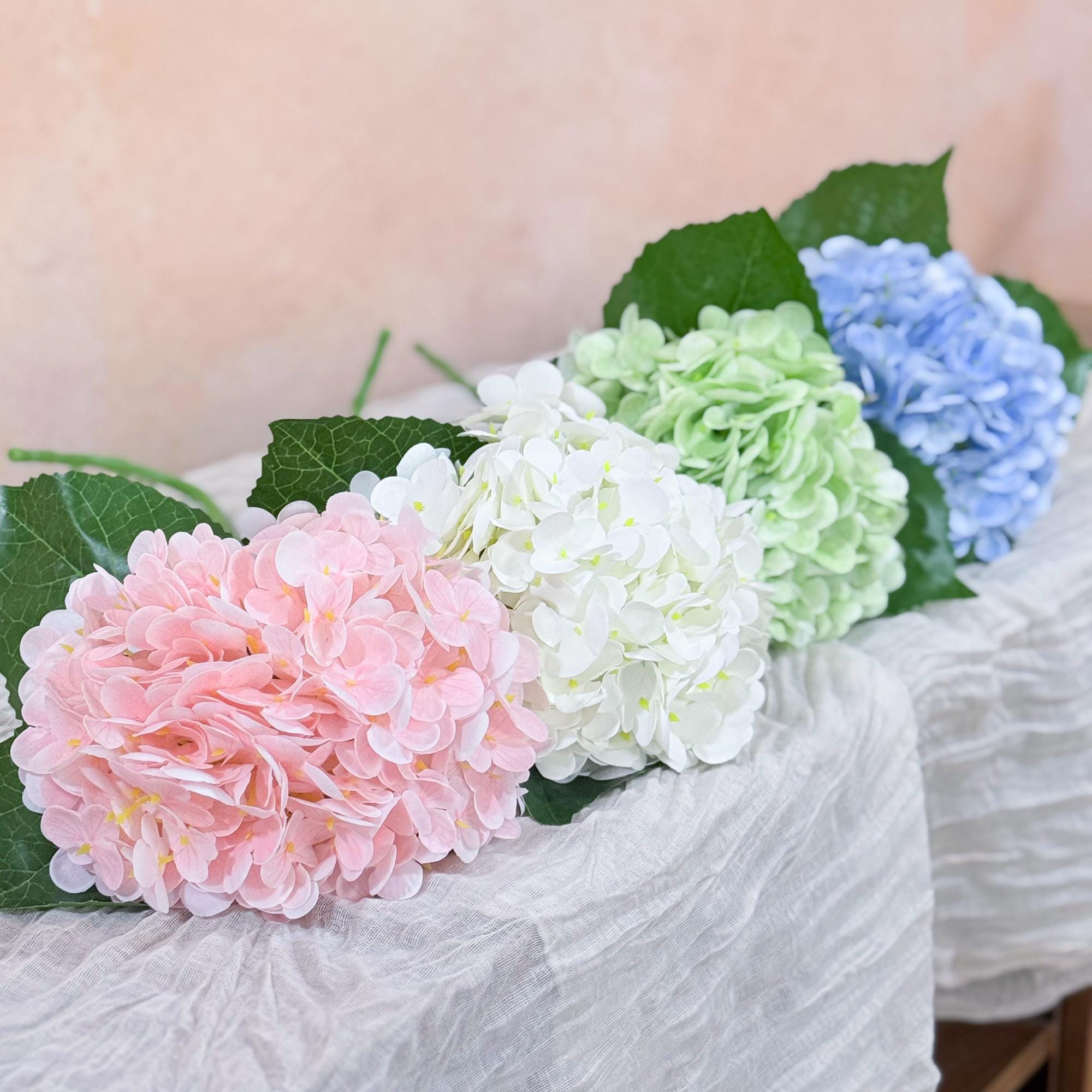20" Real Touch Cream White Hydrangea Stem, Faux Hydrangea Flower for Vase Decor, Farmhouse Spring Floral Arrangement, Wedding Styling
