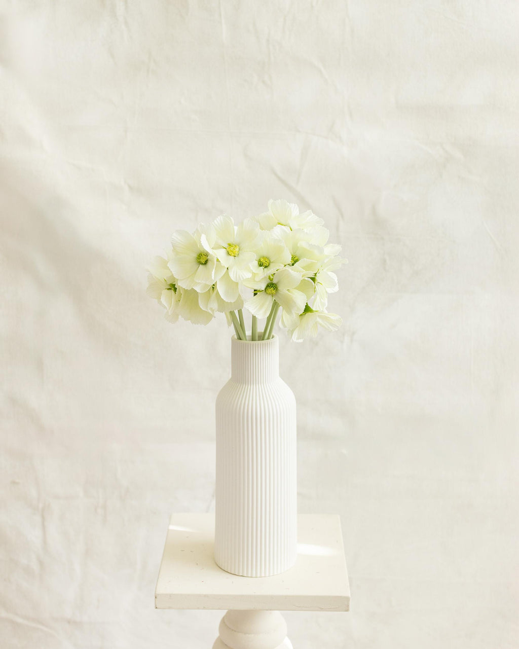 11.8'' Short Stem Ivory Cosmos Faux Flowers - Silk Cosmos Branch, Centerpiece flower, DIY Home Decor, Wedding Flowers, Gift For Mom