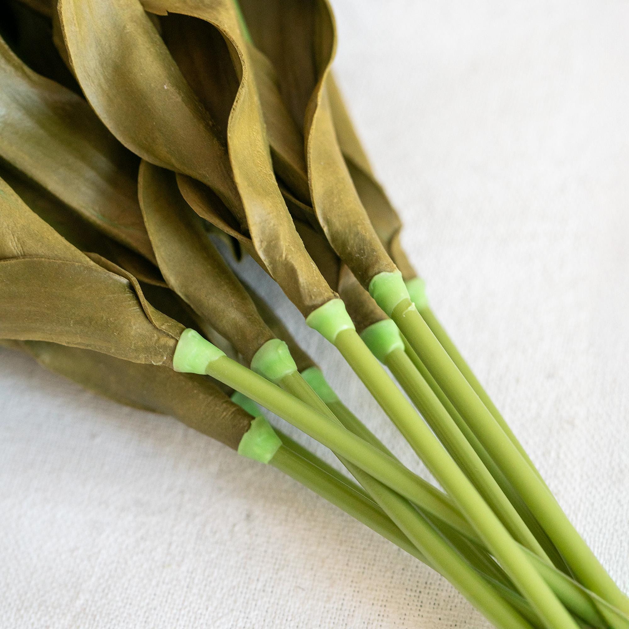 Real Touch Teal Lily-Flowered Tulips Stems – PU Faux Decor Flowers for Vase, Blue Floral Arrangements, Home Decor, Wedding Table Flowers