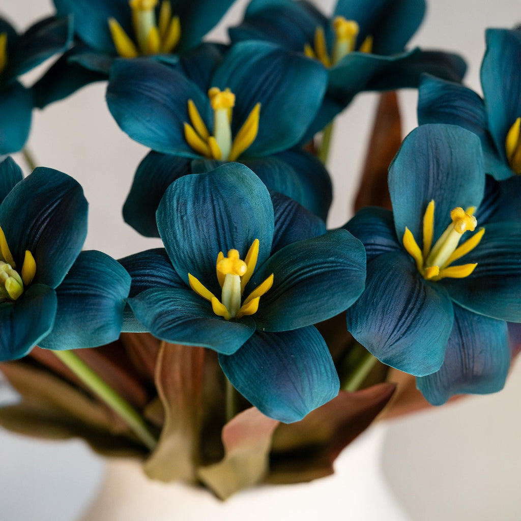 Real Touch Teal Lily-Flowered Tulips Stems – PU Faux Decor Flowers for Vase, Blue Floral Arrangements, Home Decor, Wedding Table Flowers