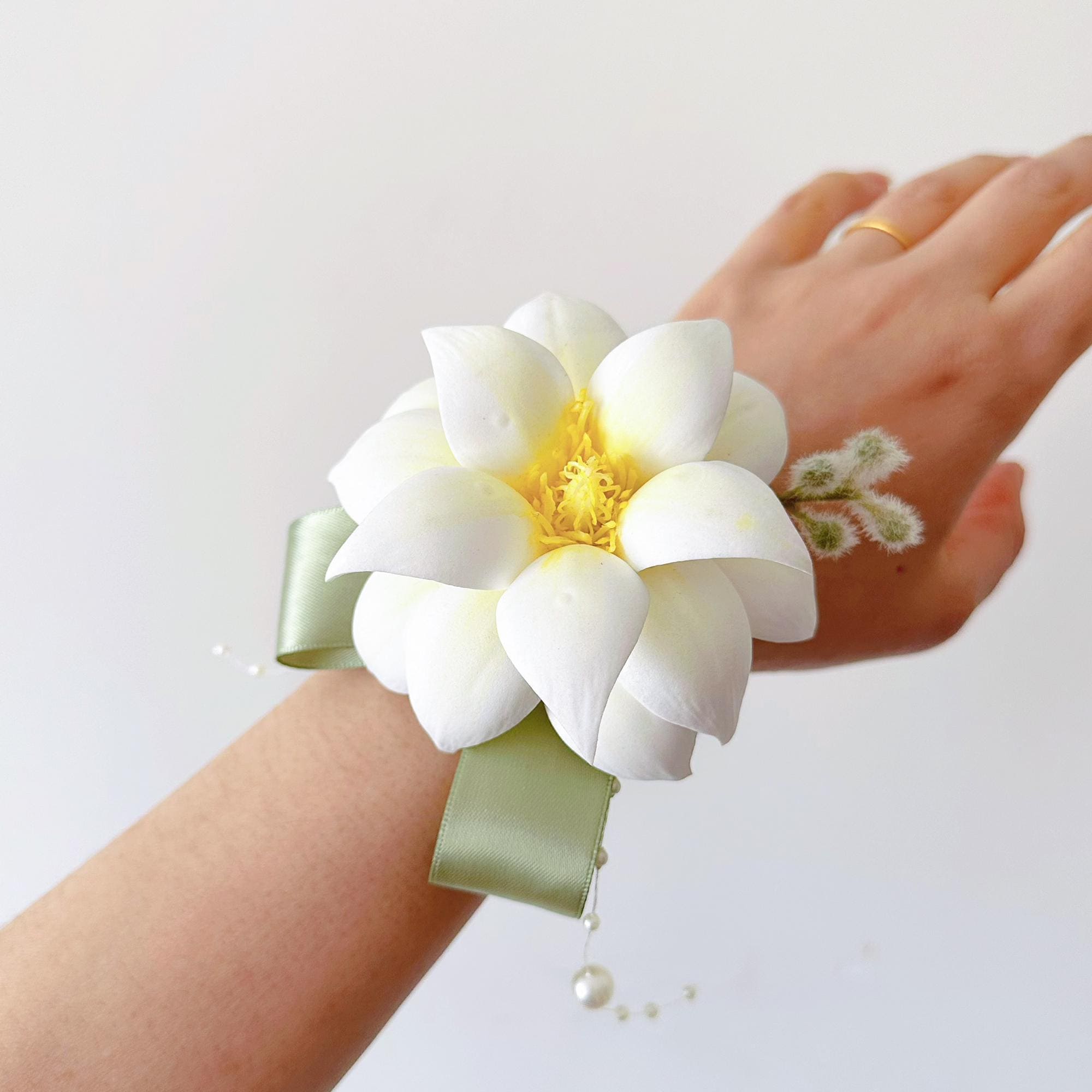 Sage Green Ribbon Magnolia Wrist Corsage for Boho Wedding,Flower Girl Wristlet,White Prom Corsage,Groom Boutonniere, Bridesmaid Corsage Gift